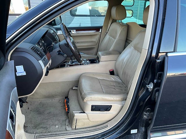 2010 volkswagen touareg 3.0tdi bedrijfswagen 21-kkd-6 - afbeelding 13 van  38