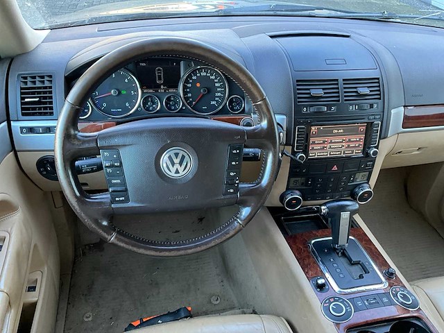 2010 volkswagen touareg 3.0tdi bedrijfswagen 21-kkd-6 - afbeelding 17 van  38