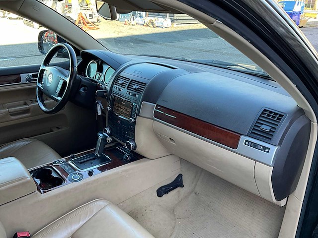 2010 volkswagen touareg 3.0tdi bedrijfswagen 21-kkd-6 - afbeelding 26 van  38