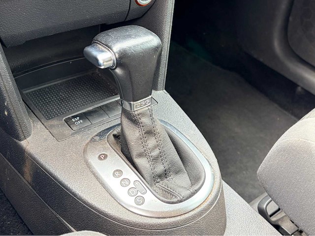 2010 volkswagen touran automaat 1.4 tsi comfortline personenauto - afbeelding 15 van  16