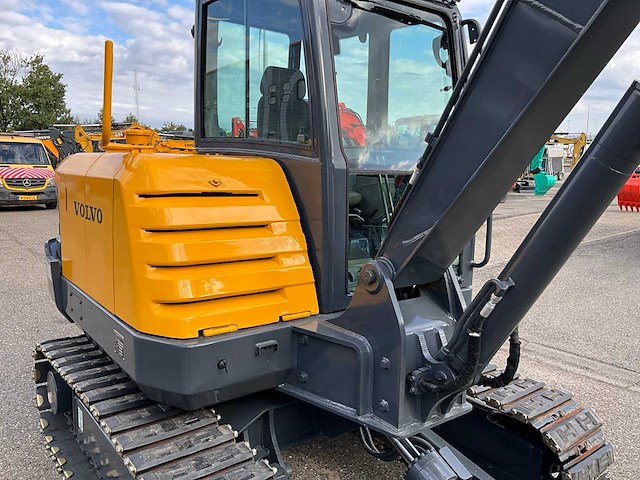 2010 volvo ec60c midigraafmachine - afbeelding 10 van  30