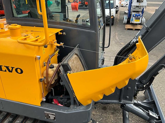 2010 volvo ec60c midigraafmachine - afbeelding 22 van  30