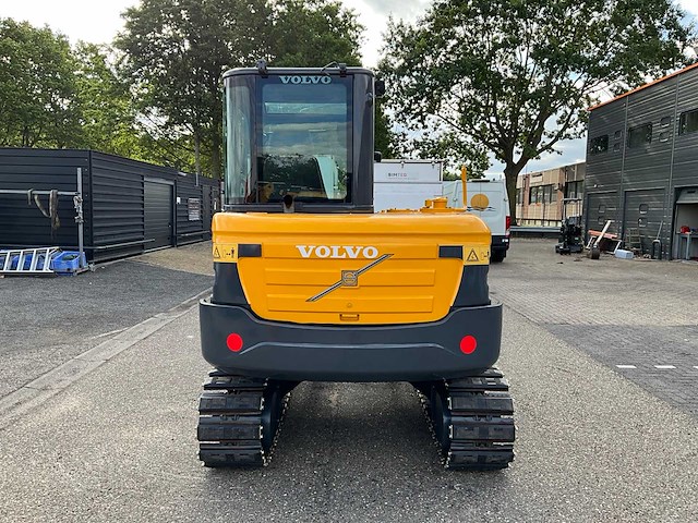 2010 volvo ec60c midigraafmachine - afbeelding 23 van  28