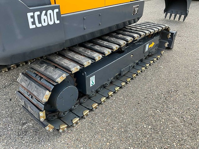 2010 volvo ec60c midigraafmachine - afbeelding 3 van  30