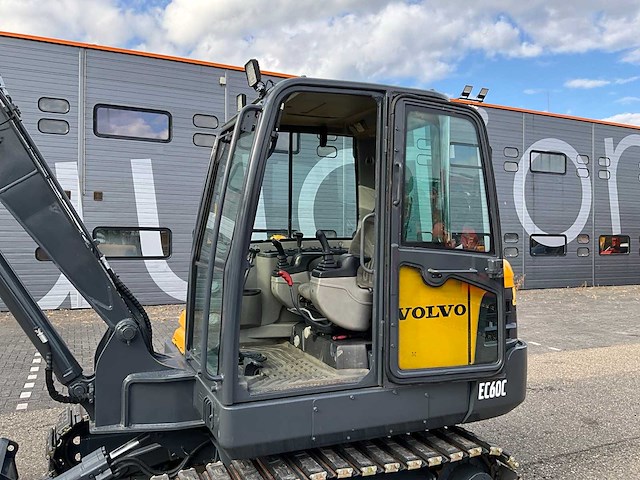 2010 volvo ec60c midigraafmachine - afbeelding 13 van  30