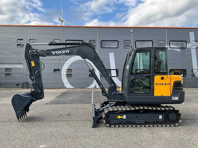 2010 volvo ec60c midigraafmachine - afbeelding 12 van  30