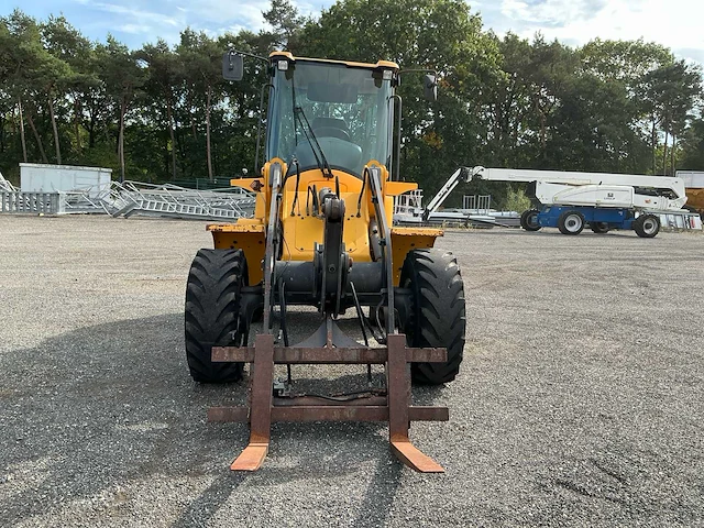 2010 volvo l30b-z wiellader – palletvorken - afbeelding 26 van  29