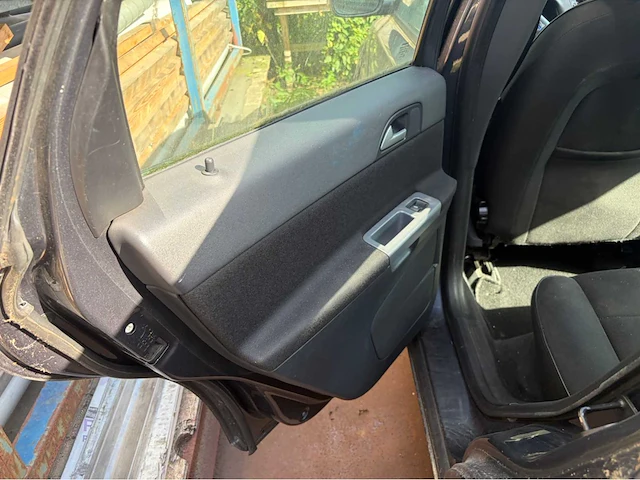 2010 volvo v50 1.6d s/s summum personenauto - afbeelding 15 van  47
