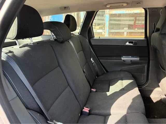 2010 volvo v50 1.6d s/s summum personenauto - afbeelding 21 van  47
