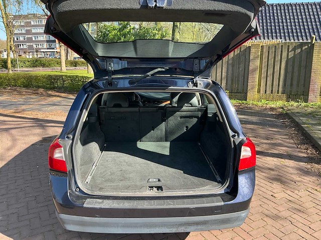 2010 volvo v70 2.5t momentum personenauto - afbeelding 10 van  22