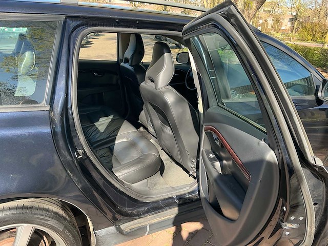 2010 volvo v70 2.5t momentum personenauto - afbeelding 12 van  22