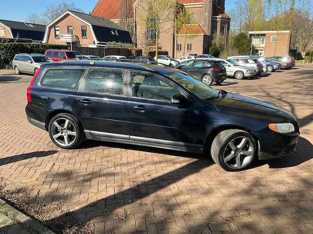 2010 volvo v70 2.5t momentum personenauto - afbeelding 6 van  22