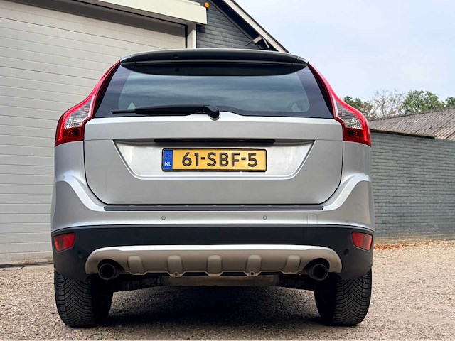 2010 volvo xc60 automaat 2.0t kinetic personenauto - afbeelding 8 van  10