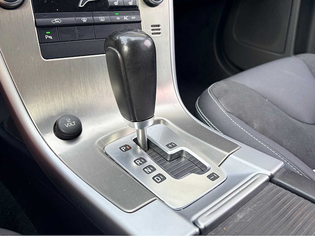 2010 volvo xc60 automaat 2.0t kinetic personenauto - afbeelding 10 van  10