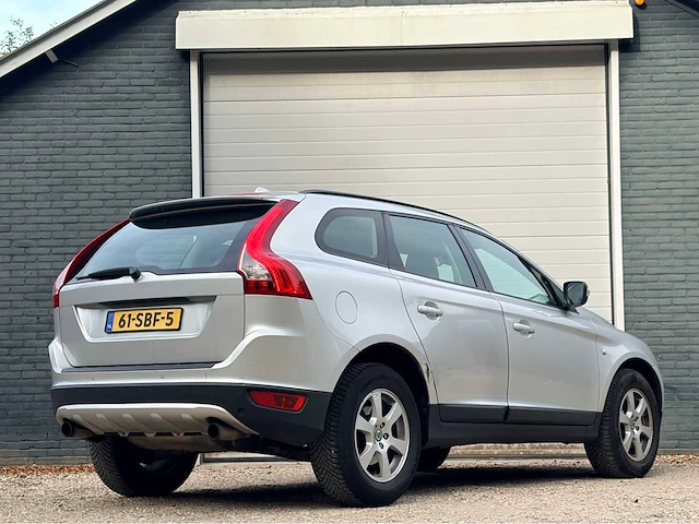 2010 volvo xc60 automaat 2.0t kinetic personenauto - afbeelding 13 van  16