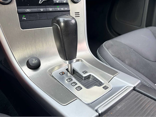 2010 volvo xc60 automaat 2.0t kinetic personenauto - afbeelding 16 van  16