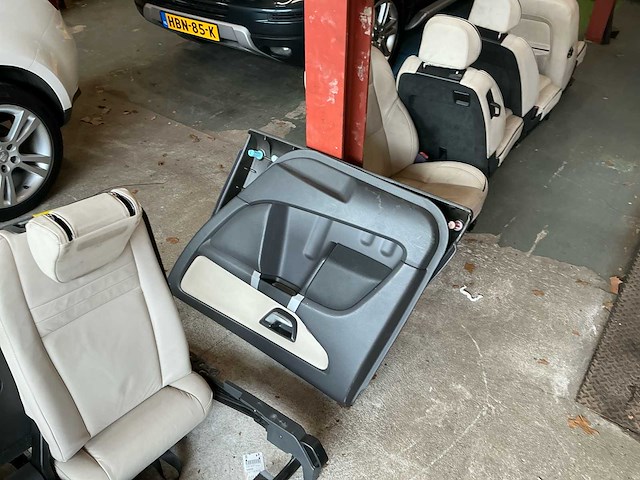 2010 volvo xc90 4.4 v8 executive personenauto - afbeelding 33 van  40