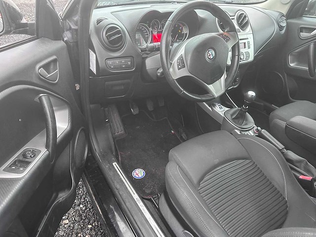 2011 - alfa romeo - mito - 1.3 jtdm eco bns ex. - 13-xkp-3 - afbeelding 7 van  18
