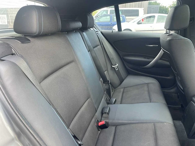 2011 - bmw - 1-serie - 118i effdyn.bnsl.ued - j-662-bt - afbeelding 4 van  18