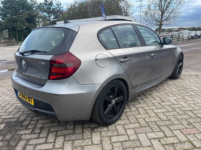2011 - bmw - 1-serie - 118i effdyn.bnsl.ued - j-662-bt - afbeelding 13 van  18