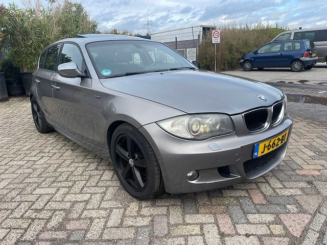 2011 - bmw - 1-serie - 118i effdyn.bnsl.ued - j-662-bt - afbeelding 14 van  18