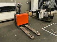 2011 - bt - lpe200/8 - elektrische palletwagen - afbeelding 3 van  8