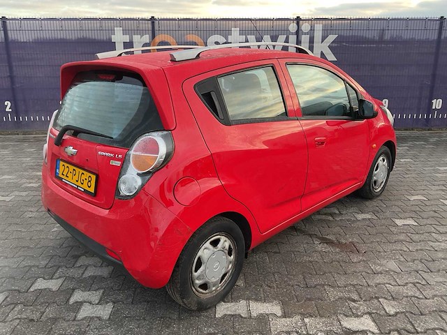 2011 - chevrolet - spark - 1.0 16v ls bi-fuel - personenauto - afbeelding 8 van  13