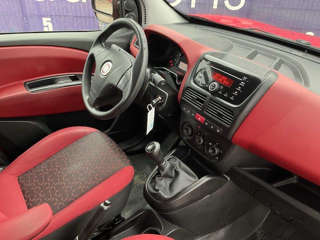 2011 - fiat - doblò cargo - 1.3 m-jet sx - bedrijfswagen - afbeelding 2 van  2