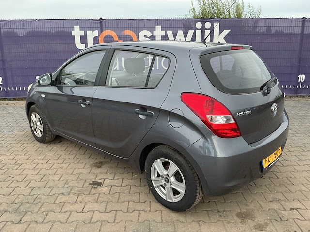 2011 - hyundai - i20 - 1.2i business ed. - personenauto - afbeelding 7 van  13