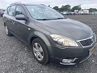 2011 - kia - cee'd sporty wagon - 1.4 cvvt comf. pack - 58-rvs-3 - afbeelding 13 van  17