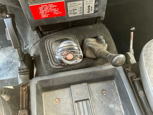 2011 - land rover pickup zuigwagen defender 130 bedrijfswagen - afbeelding 12 van  36