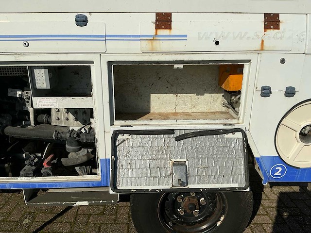 2011 - land rover pickup zuigwagen defender 130 bedrijfswagen - afbeelding 15 van  36