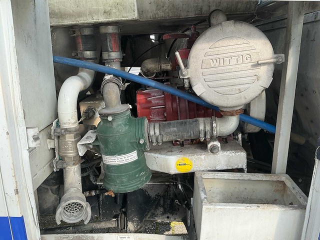 2011 - land rover pickup zuigwagen defender 130 bedrijfswagen - afbeelding 24 van  36