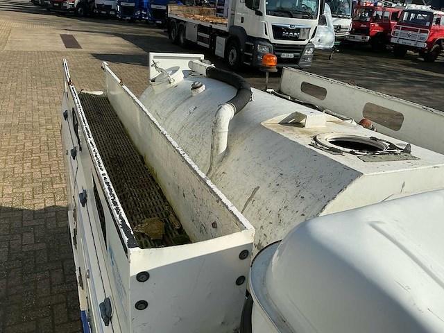 2011 - land rover pickup zuigwagen defender 130 bedrijfswagen - afbeelding 25 van  36