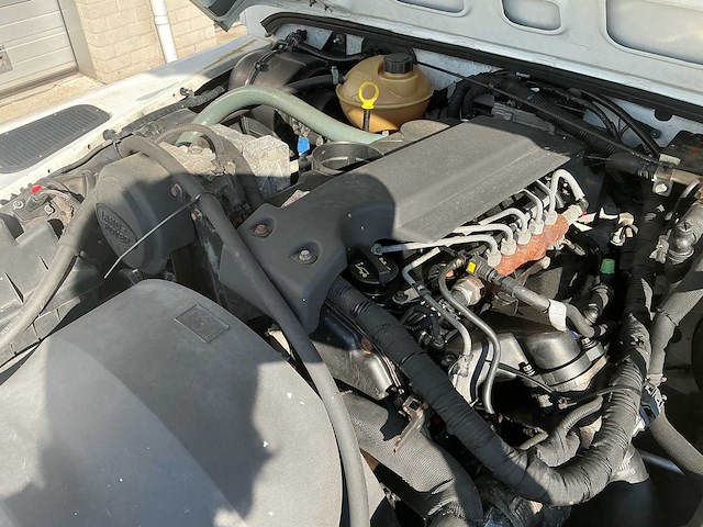 2011 - land rover pickup zuigwagen defender 130 bedrijfswagen - afbeelding 33 van  36