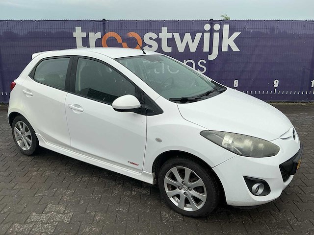 2011 - mazda - 2 - 1.3 bifuel gt-m line - personenauto - afbeelding 4 van  11
