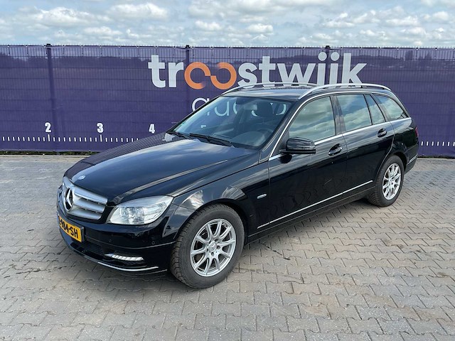 2011 - mercedes-benz - c-klasse estate - 180 cgi be.bnscl.av. - personenauto - afbeelding 1 van  13