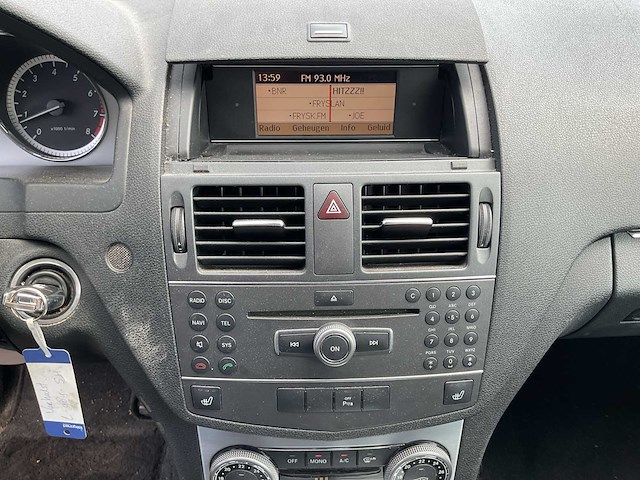 2011 - mercedes-benz - c-klasse estate - 180 cgi be.bnscl.av. - personenauto - afbeelding 3 van  13