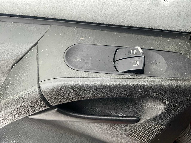 2011 - mercedes-benz - vito - bedrijfswagen - afbeelding 3 van  24