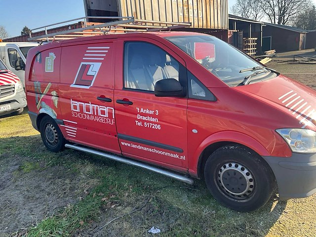 2011 - mercedes-benz - vito - bedrijfswagen - afbeelding 17 van  24