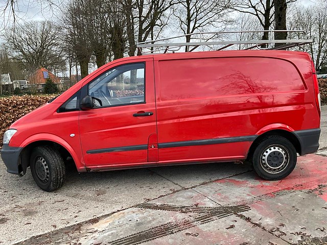 2011 - mercedes-benz - vito - bedrijfswagen - afbeelding 6 van  24