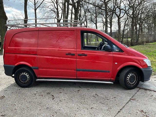 2011 - mercedes-benz - vito - bedrijfswagen - afbeelding 8 van  24