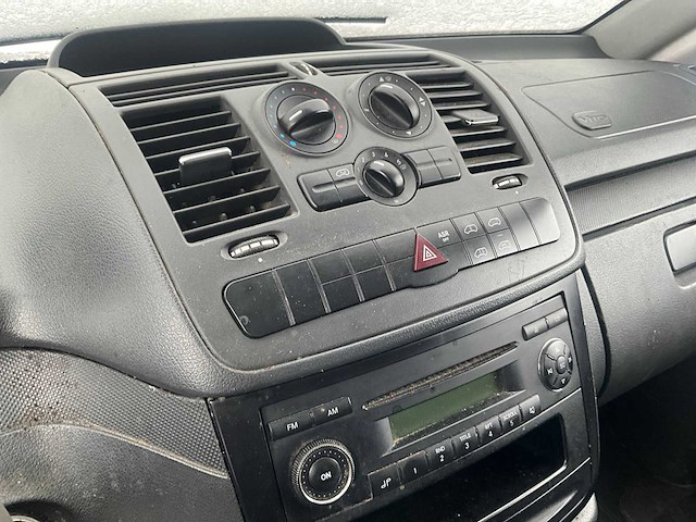 2011 - mercedes-benz - vito - bedrijfswagen - afbeelding 19 van  24