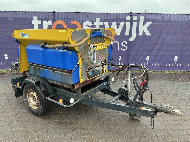 2011 - nido stratos - b08l-15 avcxn-280 - zoutstrooier aanhangwagen - afbeelding 3 van  10