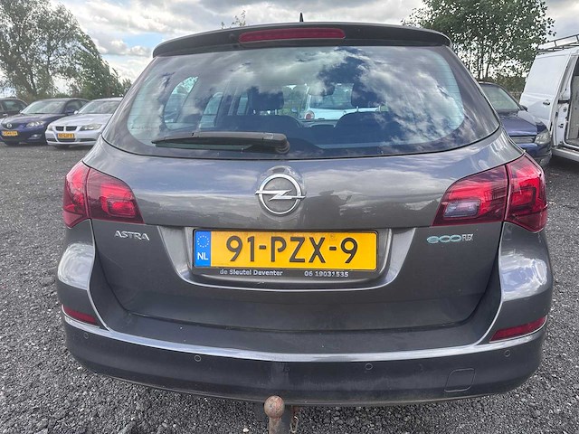 2011 - opel - astra sports tourer - 1.4 cosmo - 91-pzx-9 - afbeelding 11 van  17