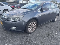 2011 - opel - astra sports tourer - 1.4 cosmo - 91-pzx-9
