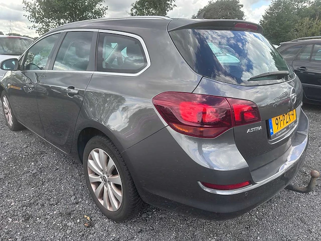 2011 - opel - astra sports tourer - 1.4 cosmo - 91-pzx-9 - afbeelding 10 van  17