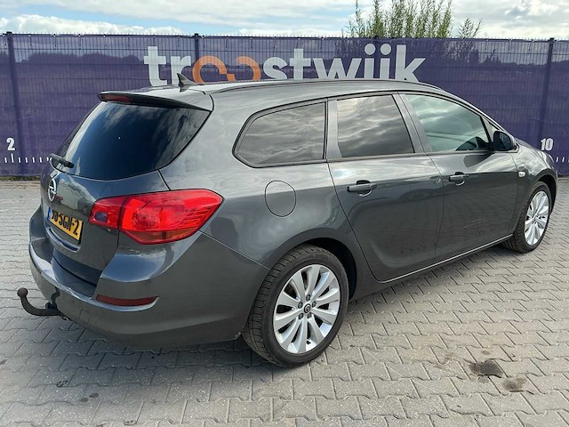2011 - opel - astra sports tourer - 1.4 turbo edition - personenauto - afbeelding 7 van  12
