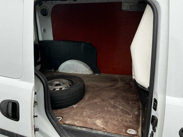 2011 - opel - combo - 1.3 cdti base - bedrijfswagen - afbeelding 11 van  14
