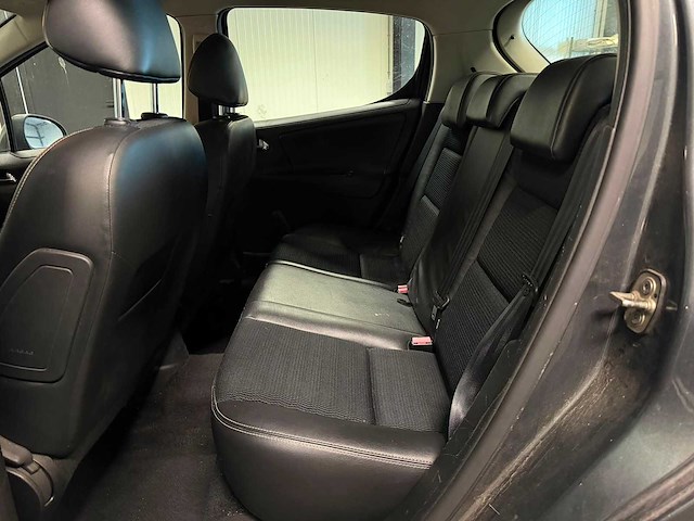 2011 - peugeot - 207 - 1.6 vti allure 04-rbt-5 iaw - afbeelding 8 van  19